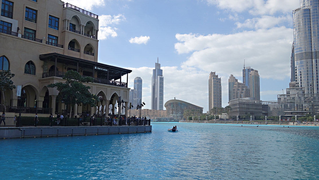 100_Der Burj Khalifa Lake