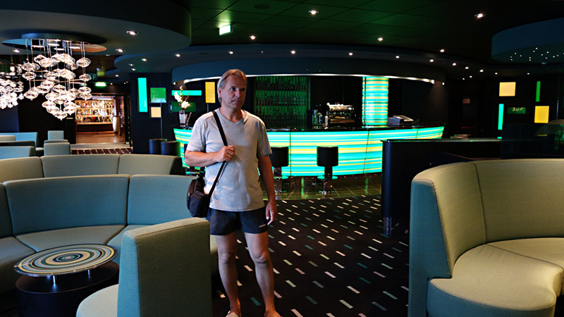 039_Die Green Sax Lounge